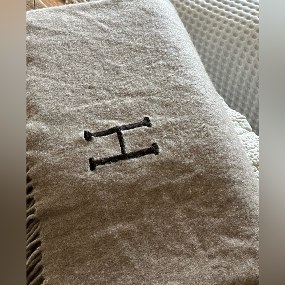 Restoration Hardware 100% Cashmere throw
